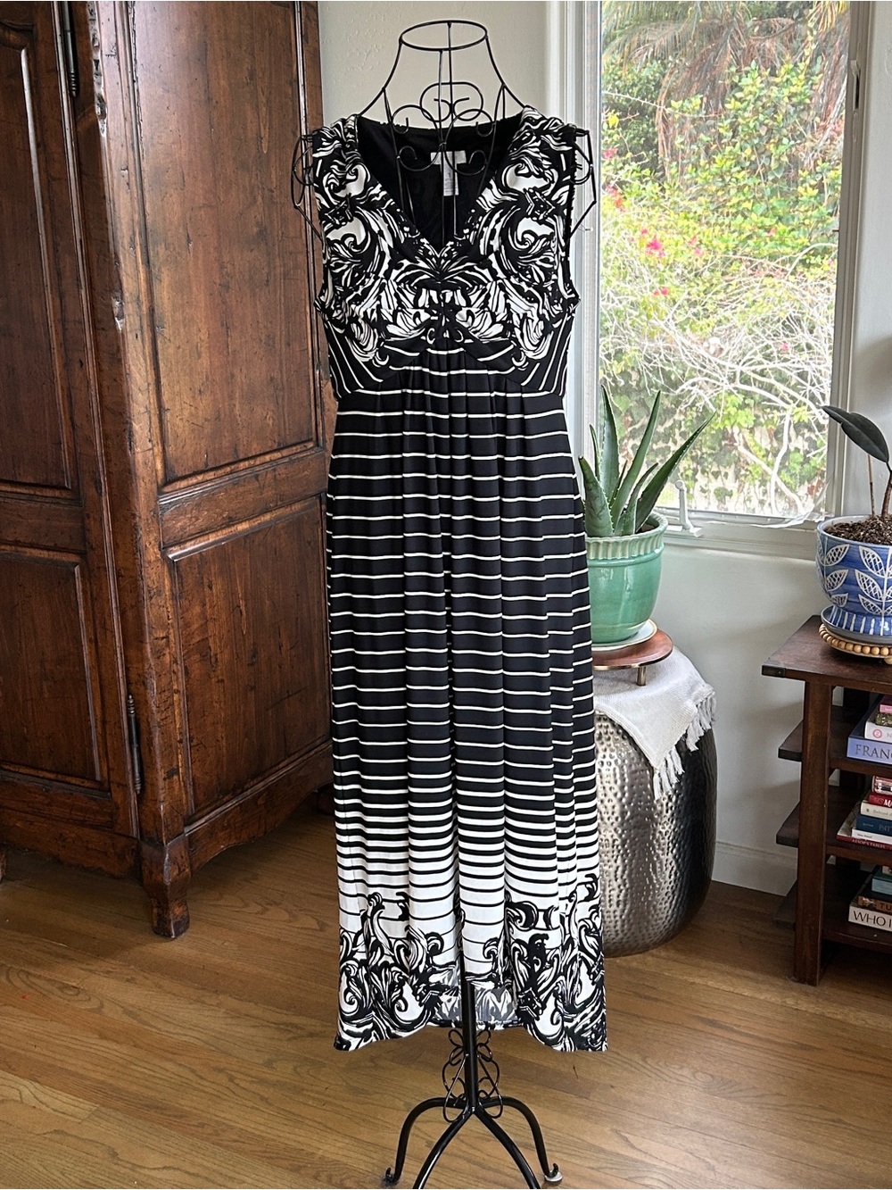 Chico’s Sandy Strip Hi-Low Black & White Patterned Sleeveless Maxi Dress Size 1